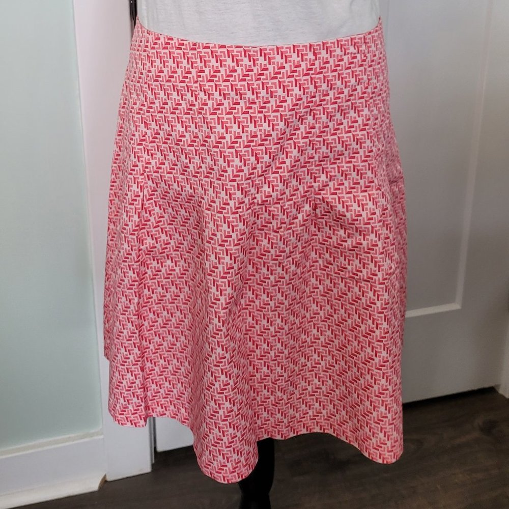 Old Navy Pink & White print A-line skirt  size 10